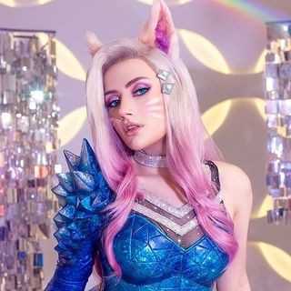 Natalia Cosplay Model