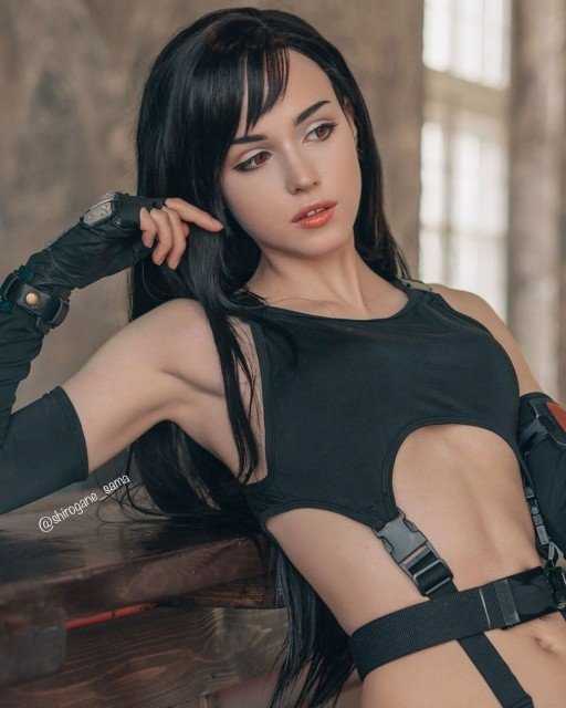 Do you play video games? Pls recommend me your favorite...