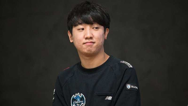 Khan rejoins his old club DWG KIA in a completely new role