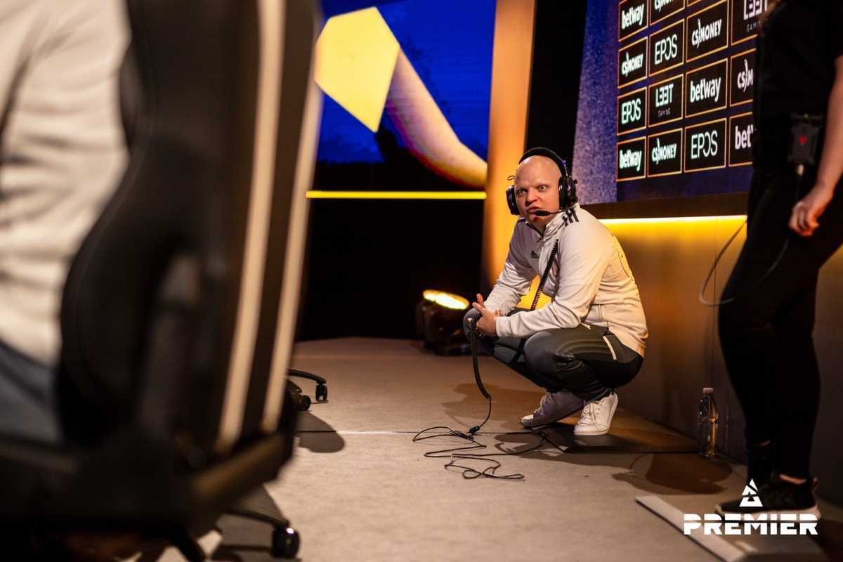 Vitalitys coach is rumored to join G2