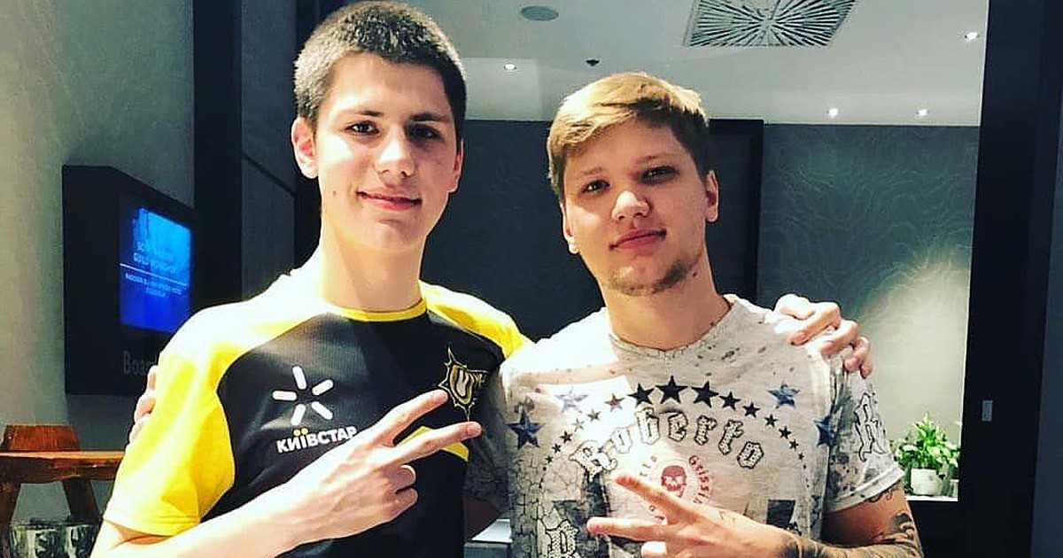 NAVIB1t is among the 9 best players of the 2021