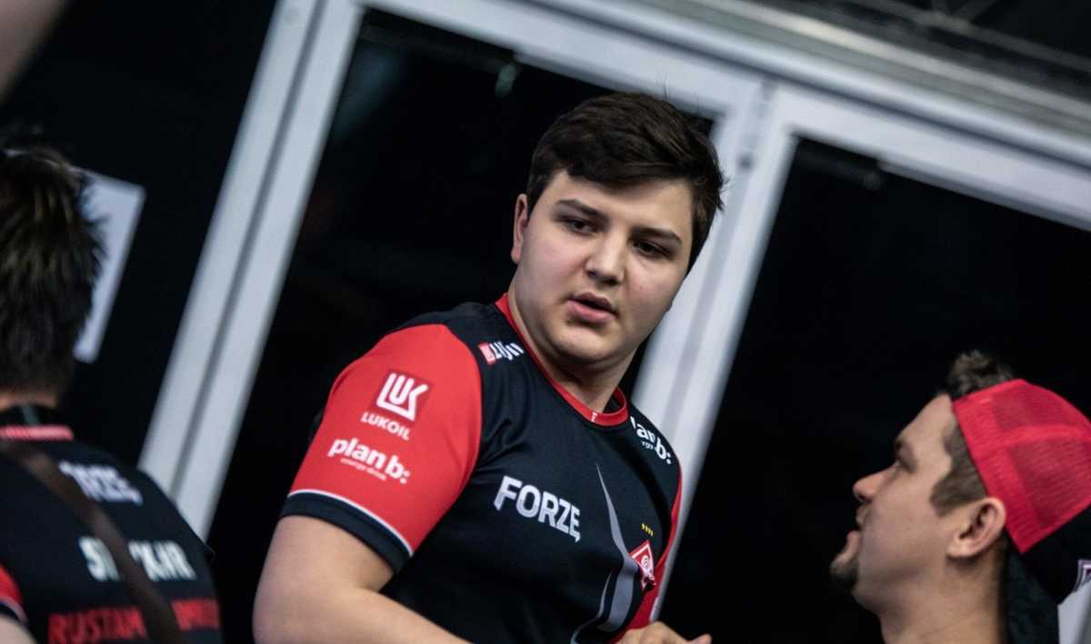 ForZe eliminated from RMR by a cheating roster the latter is now banned